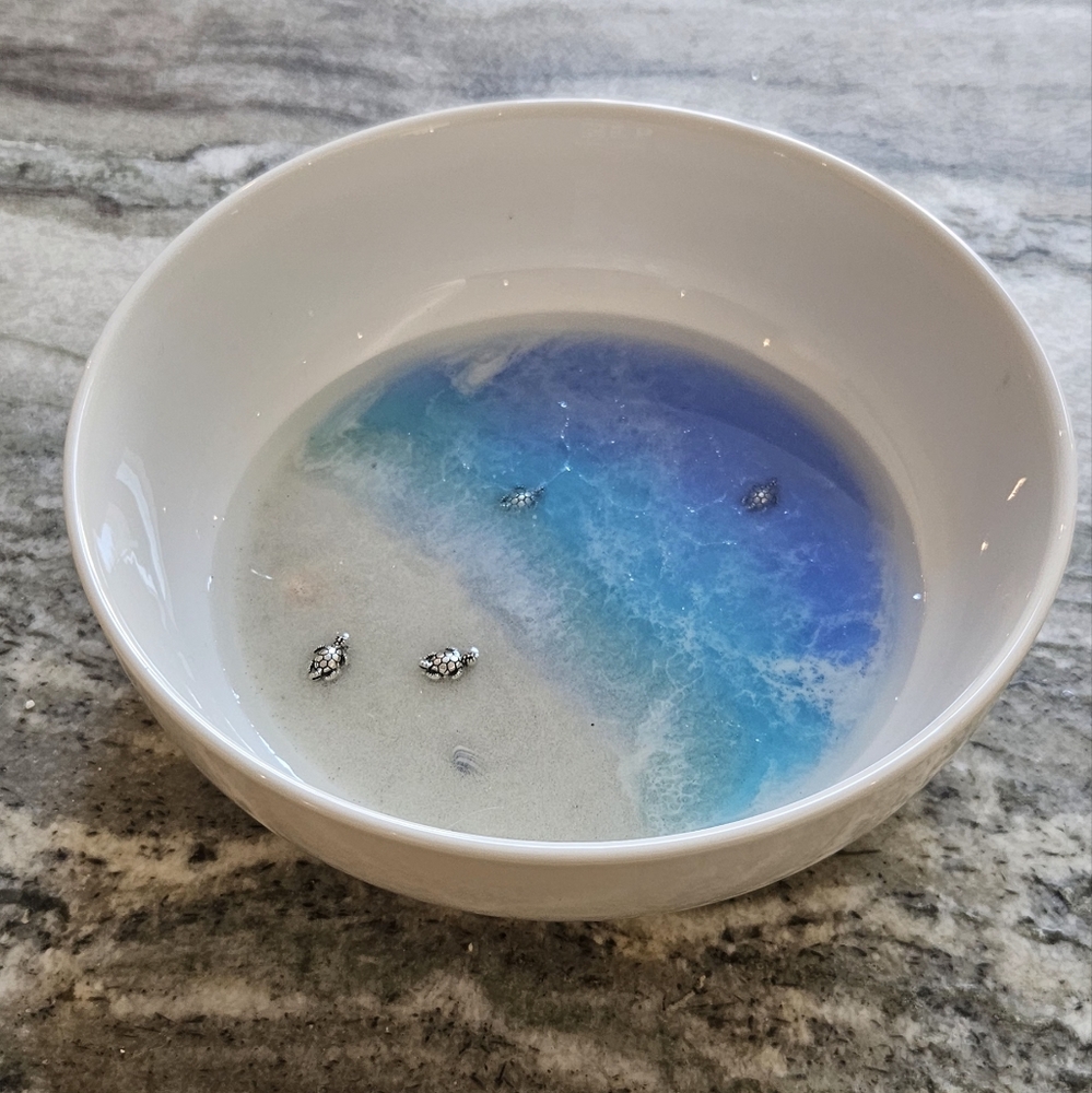 Ocean-Themed‎ Decorative Bowl